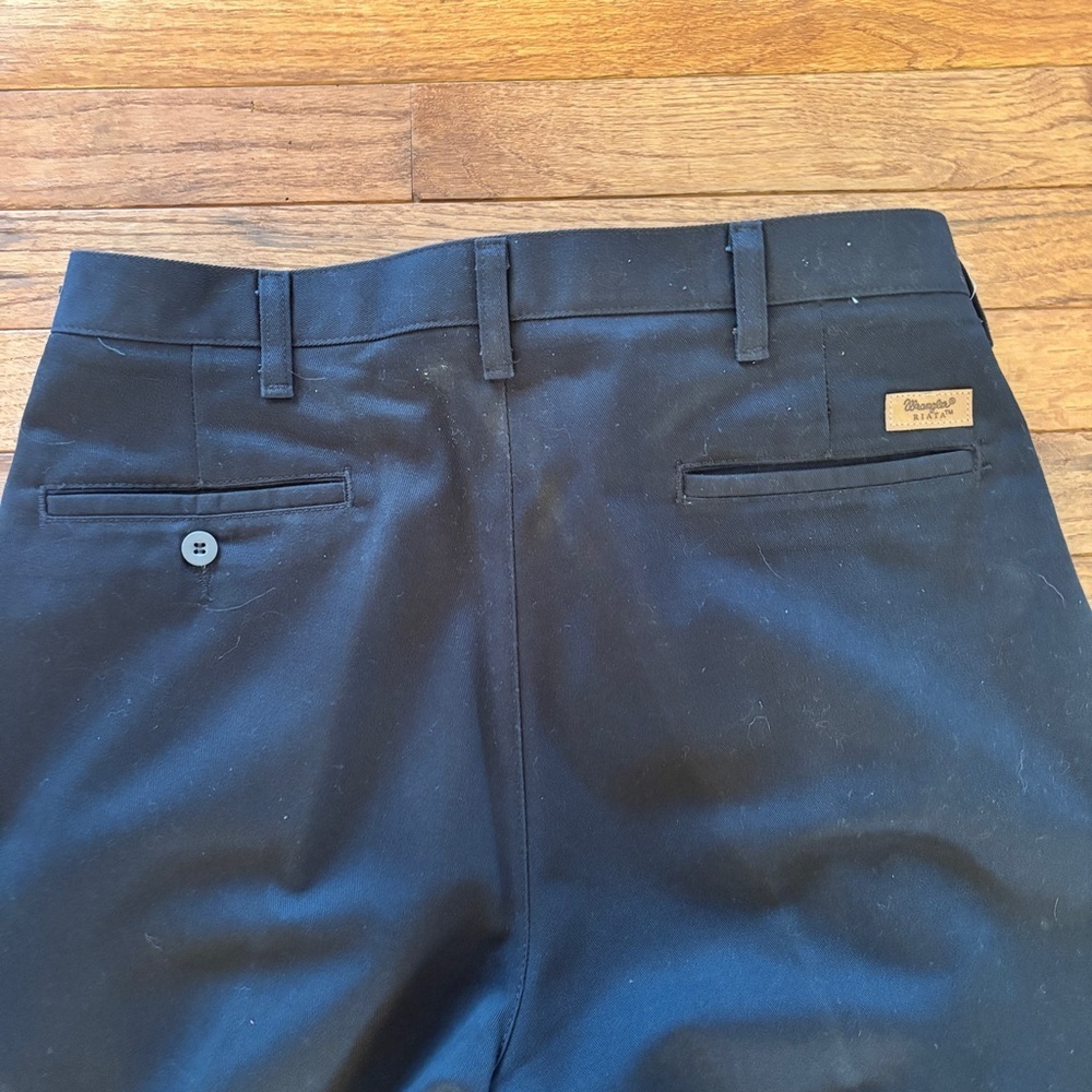 Mens Wrangler Riata black jeans size 34X34 - Picture 3 of 5